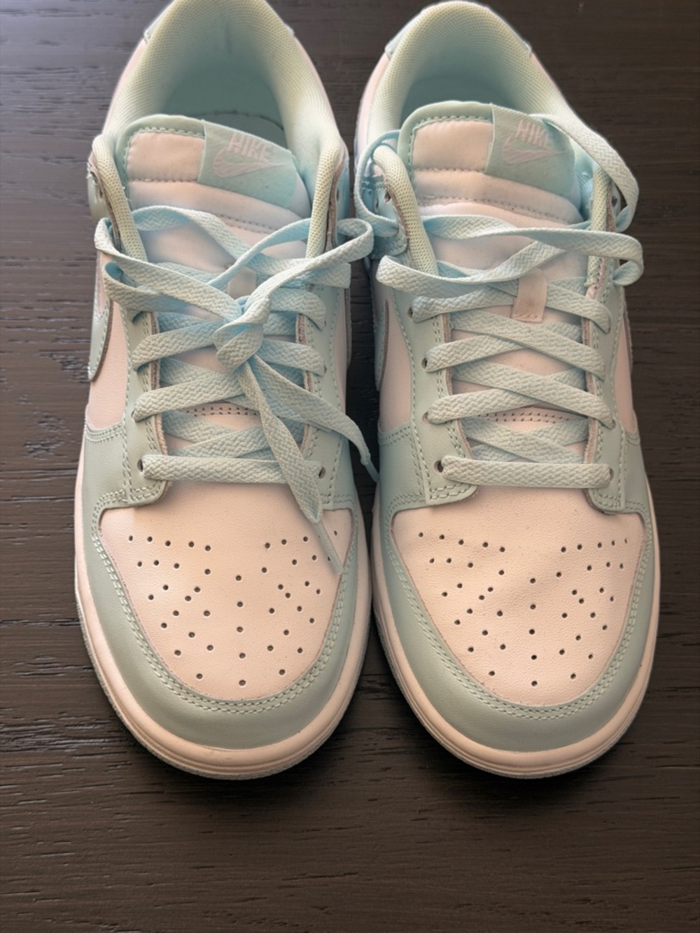 Nike Dunk Low, Light Mint Green & White  Low-Top Sneakers